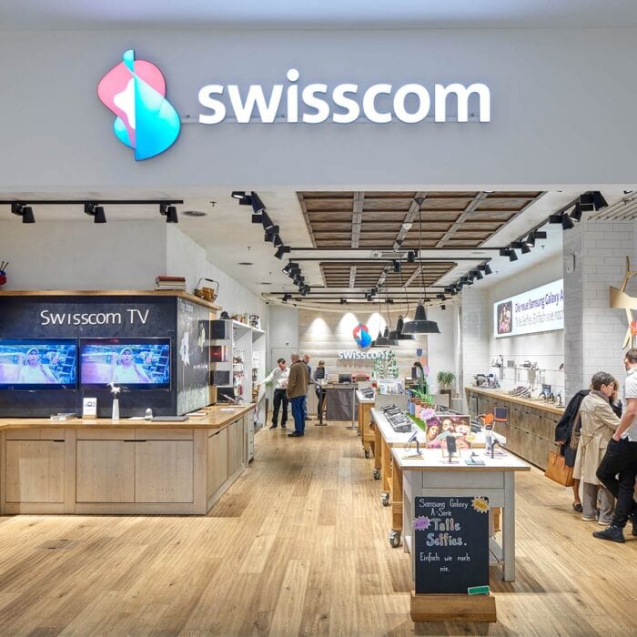 Shopfront von Swisscom im Emmen Center